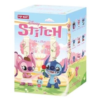 Disney Stitch On a Date-figurer forseglet etui (1 blindboks)