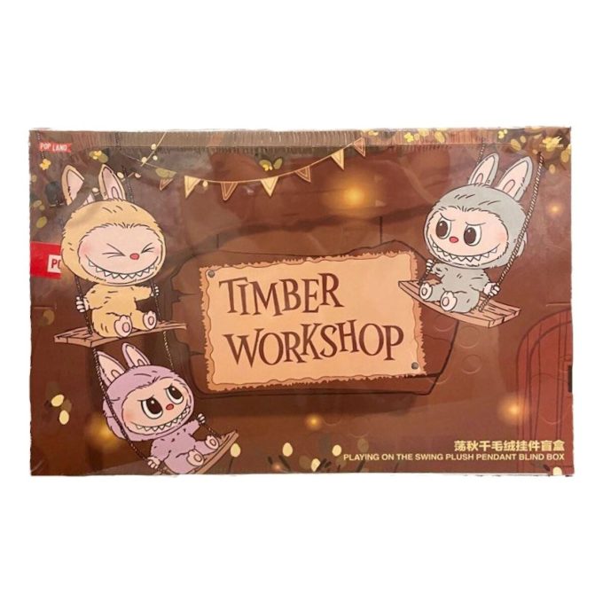 Labubu The Monsters Timber Workshop Playing on the Swing Pendant Pop Land Eksklusivt Forseglet Etui (6 Blindbokser)