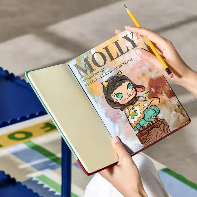 MOLLY jubileumsstatue klassisk retro 2-serie – notatbok
