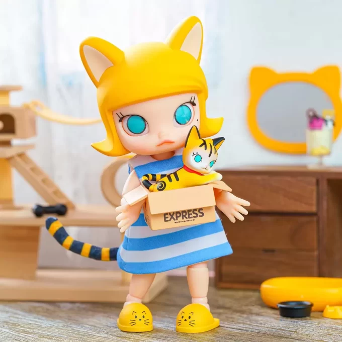 MOLLY Katt i esken actionfigur