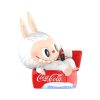 Pop Mart x Coca-Cola The Monsters Labubu-figur «Spesialsofa»
